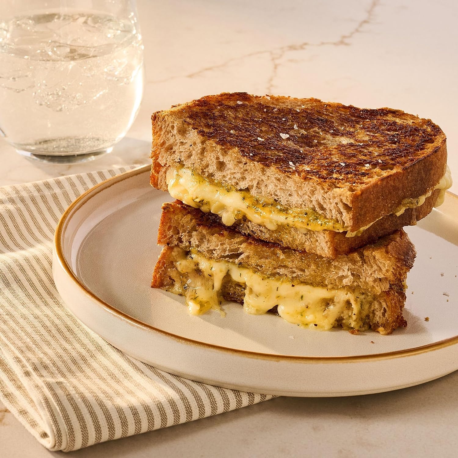 image:imageMcCormick Seasoning Caramelized Onion Signature Seasonings No Artificial Flavors No MSG Added Sweet Caramelized Onion amp Savory Umami Flavor Shake On 466 oz466 Ounce Pack of 1
