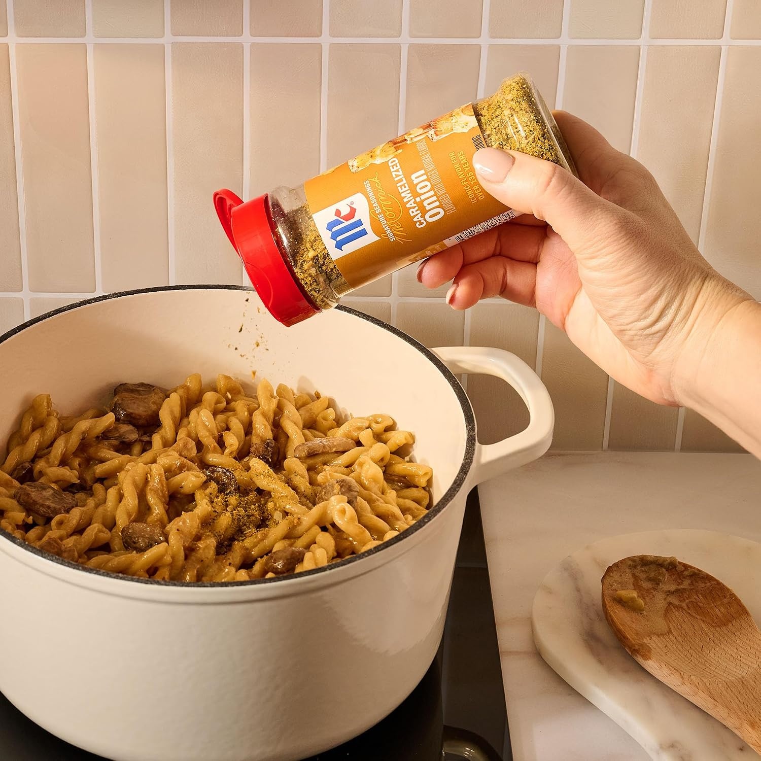image:imageMcCormick Seasoning Caramelized Onion Signature Seasonings No Artificial Flavors No MSG Added Sweet Caramelized Onion amp Savory Umami Flavor Shake On 466 oz466 Ounce Pack of 1