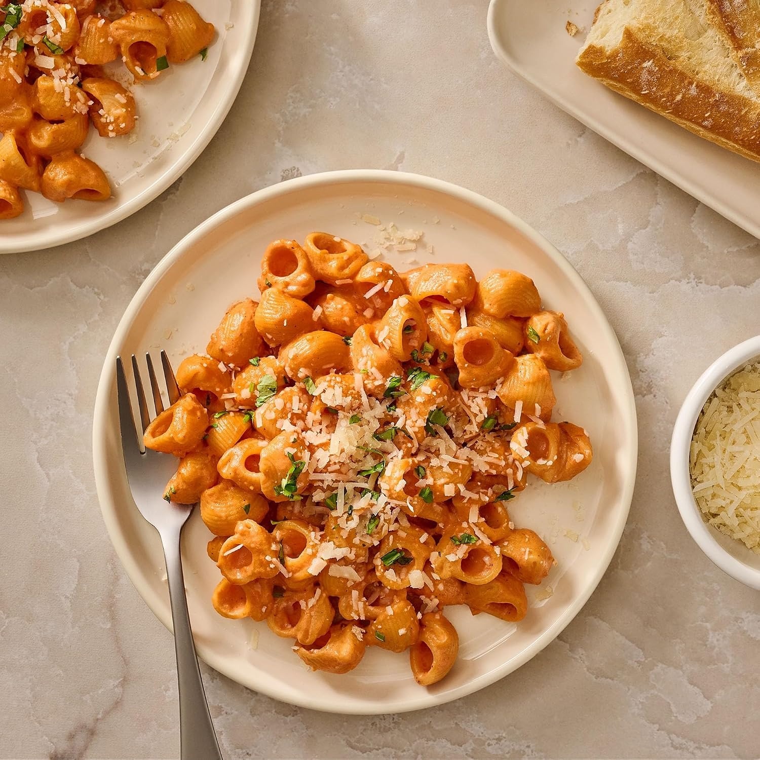 image:imageMcCormick Spicy Vodka Sauce Seasoning Mix Rich amp Creamy 3Ingredient Sauce Easy Recipe Ready in 10 Minutes Enjoy with Cooked Pasta No Artificial Flavors Makes 4 Servings 1 oz