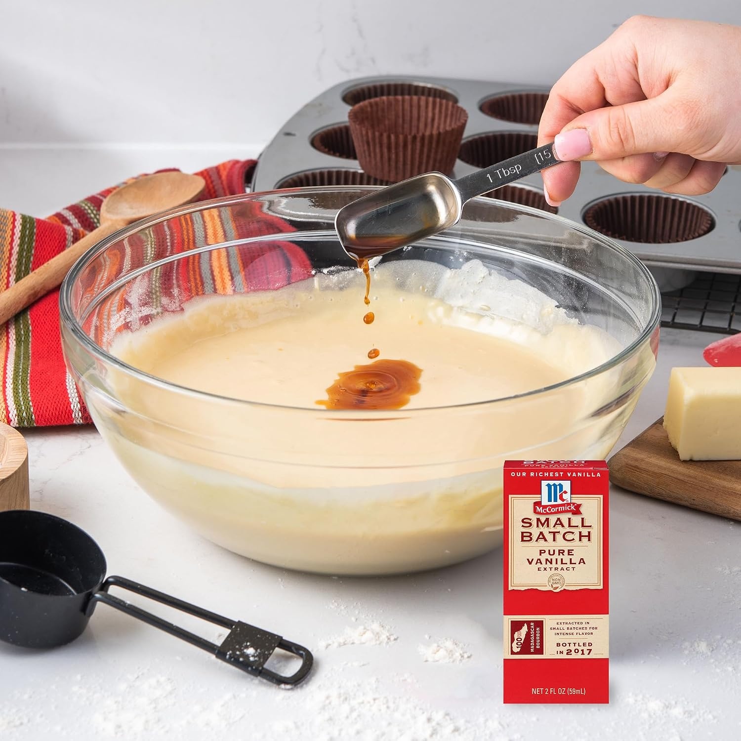 image:imageMcCormick Vanilla Extract Pure Small Batch No Corn Syrup Gluten Free Kosher Bold Made From Beans Harvested in Madagascar Extracted in Small Batches for Big Flavor 2 fl oz