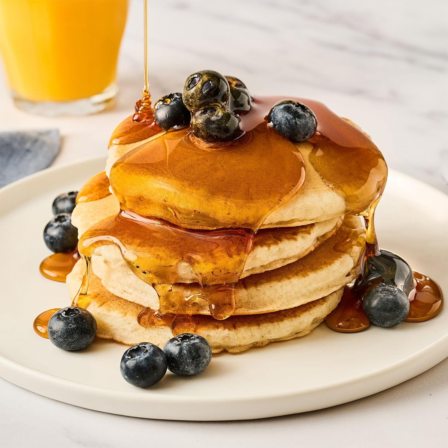 image:imageMcCormick Blueberry Extract with Other Natural Flavors Distinctive Sweet Blueberry Flavor and Aroma for Baking Cookies Cake and Muffins and Beverages Like Lemonade Mocktails and Smoothies 1 fl oz1 Fl Oz Pack of 1