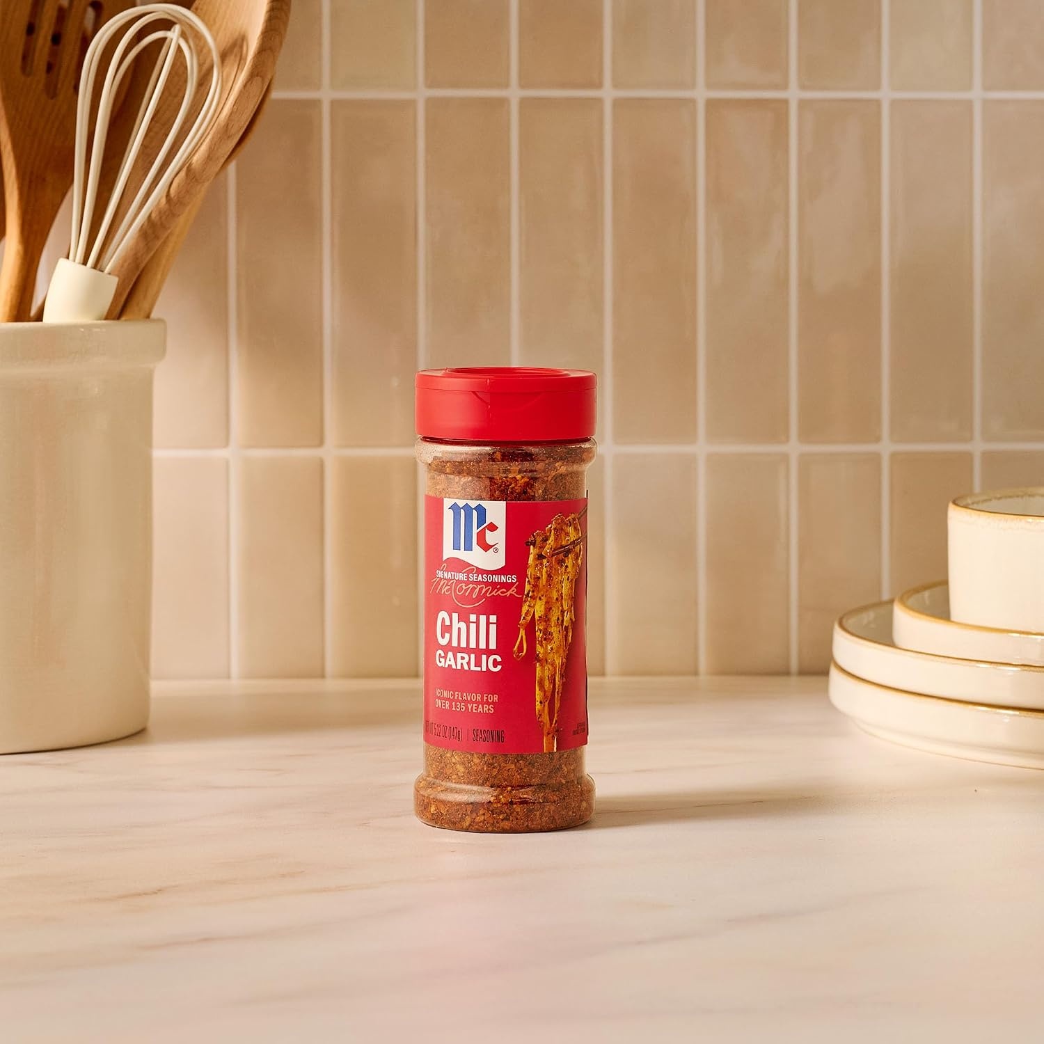 image:imageMcCormick Seasoning Chili Garlic Signature Seasonings No Artificial Flavors No MSG Added Spicy amp Savory Blend of Chili amp Garlic Shake On StirFry Noodles Meat Veggies amp Marinades 522 oz