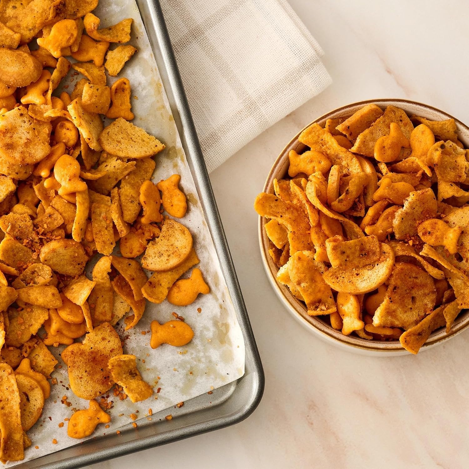 image:imageMcCormick Seasoning Smoked Paprika amp Garlic Signature Seasonings Mix of Garlic Smoked Paprika amp Onion Shake On For Roasted Chicken Veggies amp Pasta No Artificial Flavors No MSG Added 312 oz312 Ounce Pack of 1